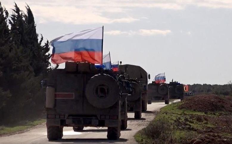 روسیه ده ها خودرو زرهی به شرق حلب ارسال کرد