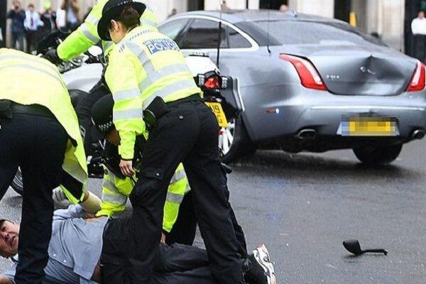 نخست وزیر انگلیس در خیابان لندن تصادف کرد