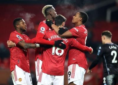 منچستریونایتد 2-1 استون ویلا ؛ شیاطین سرخ همسایه لیورپول شدند