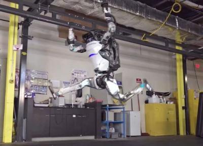 فیلم ، باهوش ترین ربات جهان در ونکوور کانادا !