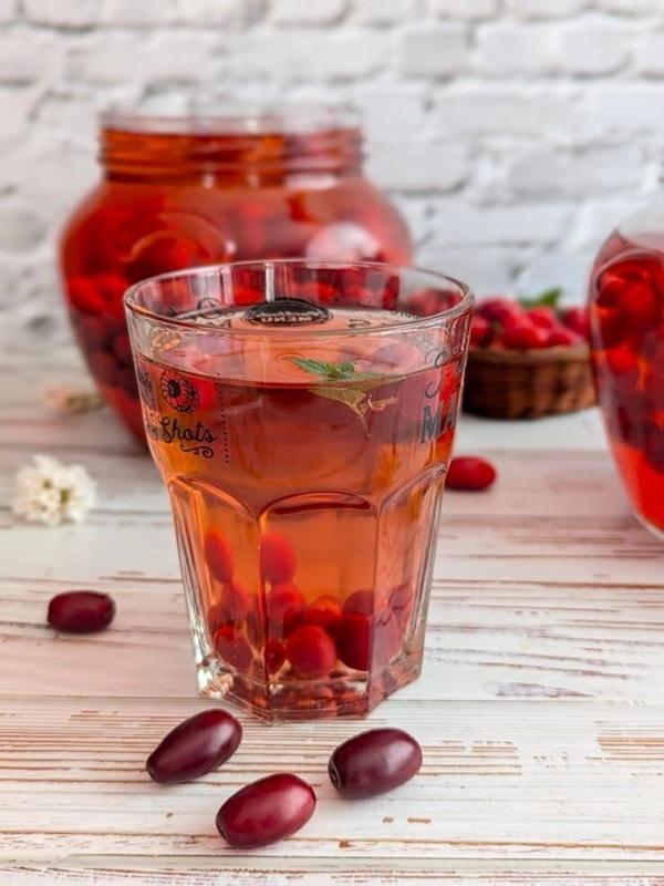 3 طرز تهیه شربت زغال اخته قرمز و شفاف 3 طرز تهیه شربت زغال اخته قرمز و شفاف